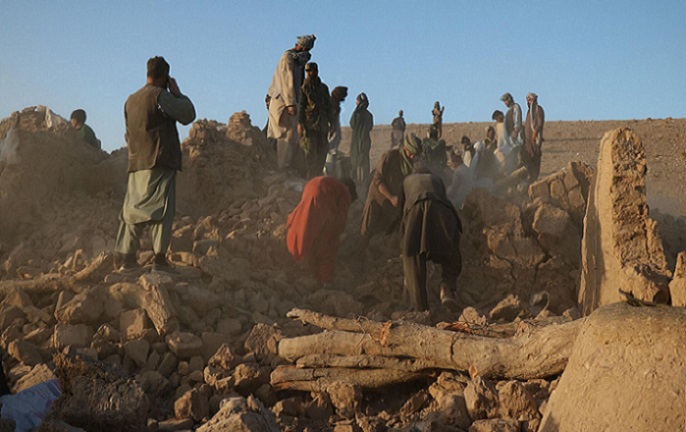 Seguidilla de terremotos en Afganistán causan devastación: Reportan más de 2.000 muertos y 9.000 heridos