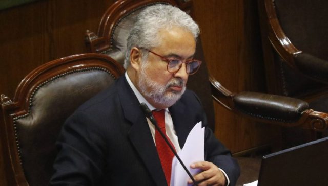Colegio de Abogados abre investigación de oficio contra Luis Hermosilla