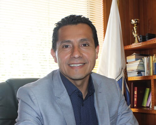 Millonario desfalco de $200 millones en municipio de Algarrobo: Cuestionan transferencias bancarias a familiares de alcalde UDI José Luis Yáñez