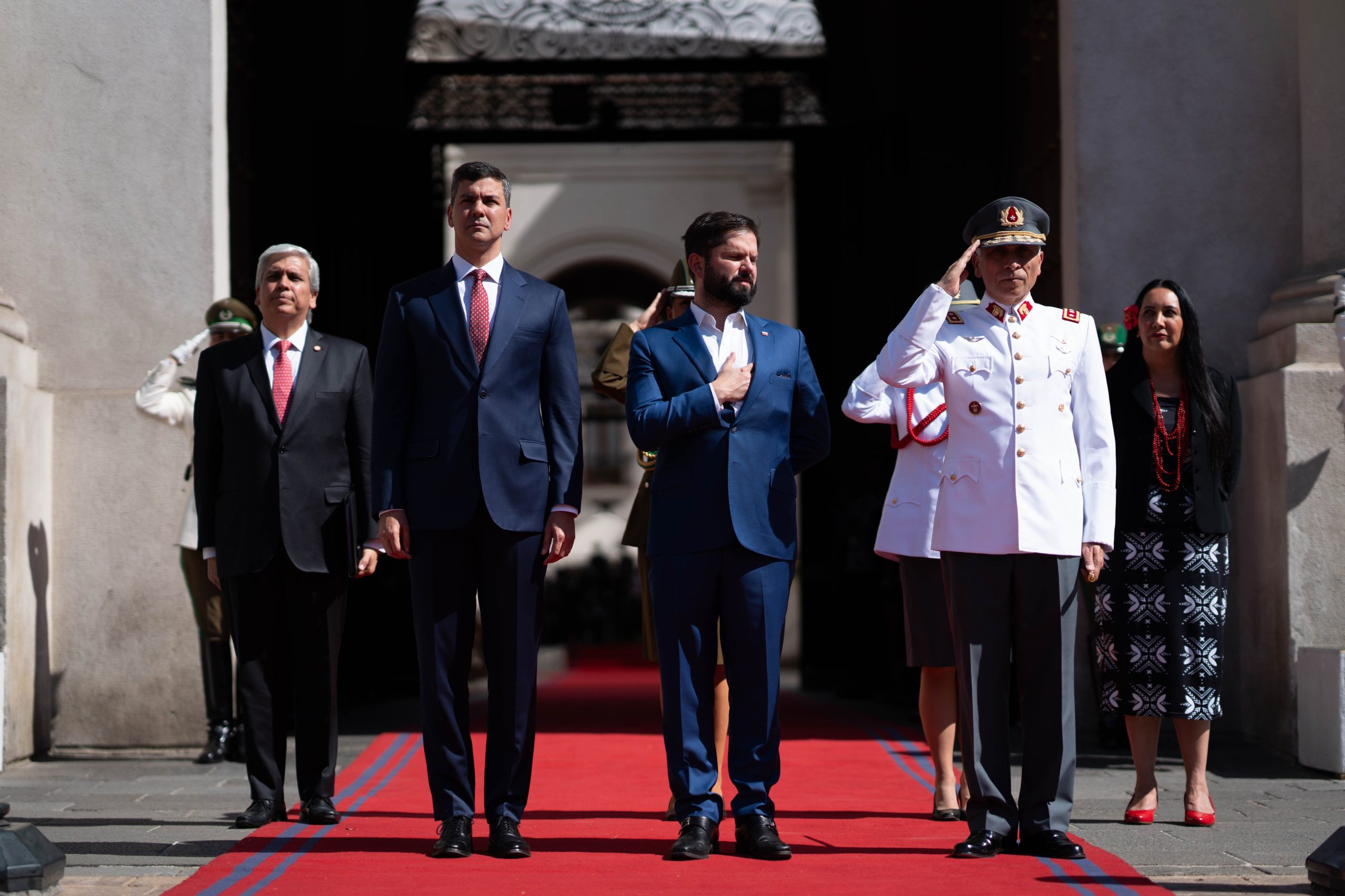 Presidente Boric recibió a su par de Paraguay: Hablaron sobre integración, tratado de libre comercio y corredor biocéanico