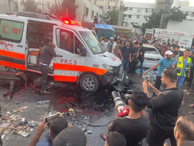 ¿Esto es lo que defiende Kast?: Ejército de Israel atacó hospital donde estaba Ghassan, niño palestino-chileno de 7 años