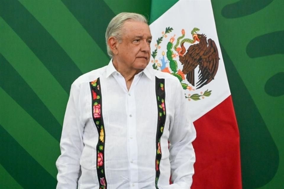 AMLO advierte a «malandros» de Guerrero para evitar atracos