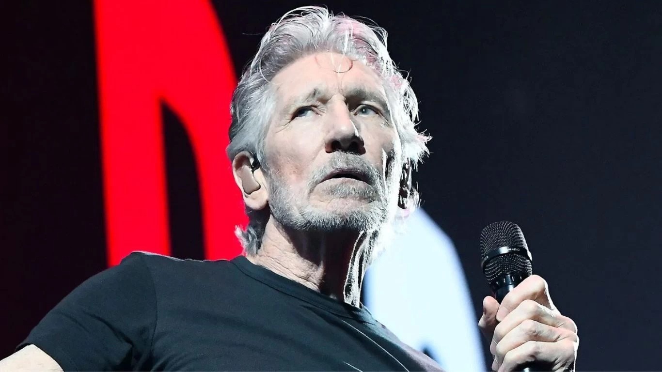 Homenaje a Víctor Jara y un fuerte mensaje contra el genocidio: Así fue el potente show de Roger Waters en Santiago