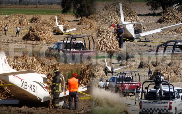 Avioneta se desploma en campo de cultivo en Huejotzingo