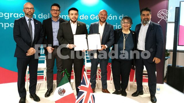 Firman acuerdo SEP y Universidad de Cambridge para certificar inglés