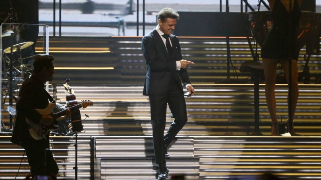 Organizadores de concierto de Luis Miguel, sin tramitar permisos: Rivera 