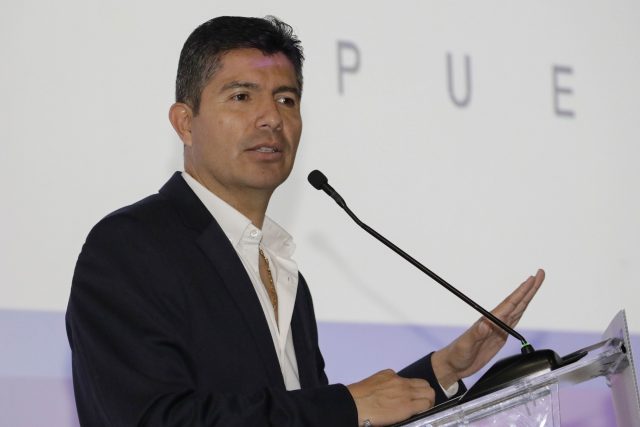 Eduardo Rivera da a panista ¡4 mdp! por servicio de encuestas