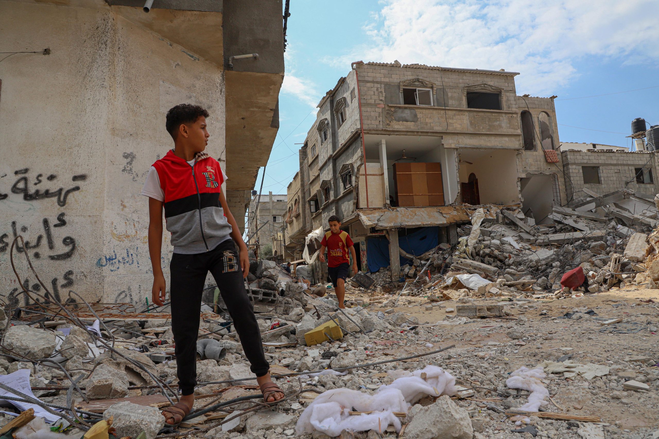 Desalojan de franja de Gaza a infantes con cáncer