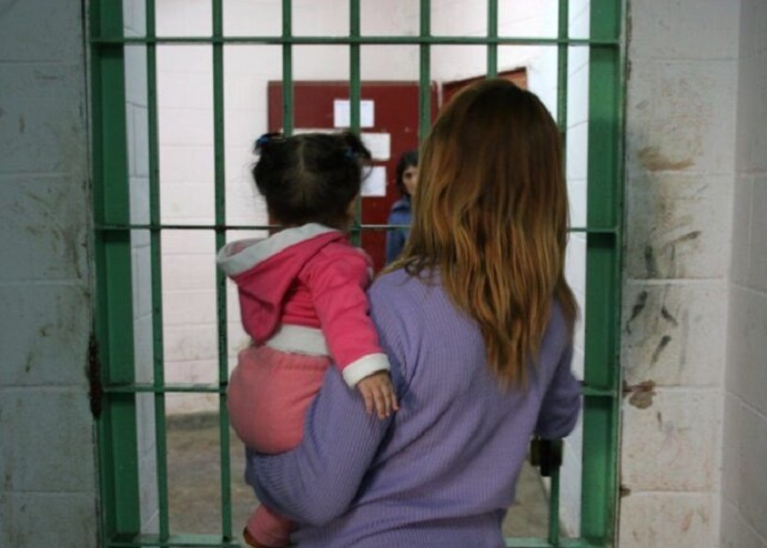 Corte deberá resolver situación de vulnerabilidad de niños y niñas encerrados con sus madres en cárcel de San Joaquín