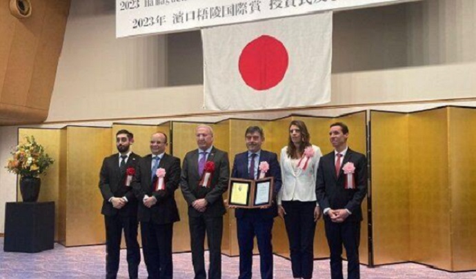 Académicos chilenos reciben importante premio en Japón por su aporte en prevención ante los tsunamis