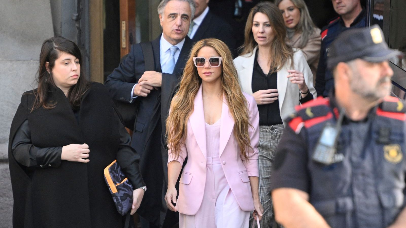 Shakira se declara culpable de fraude al fisco y es condenada a tres años de cárcel: Pagará multa para no ingresar a prisión
