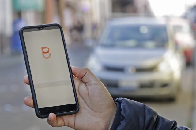 Gobierno de Puebla no reconoce a InDrive ni Bla Bla Car como aplicaciones legales