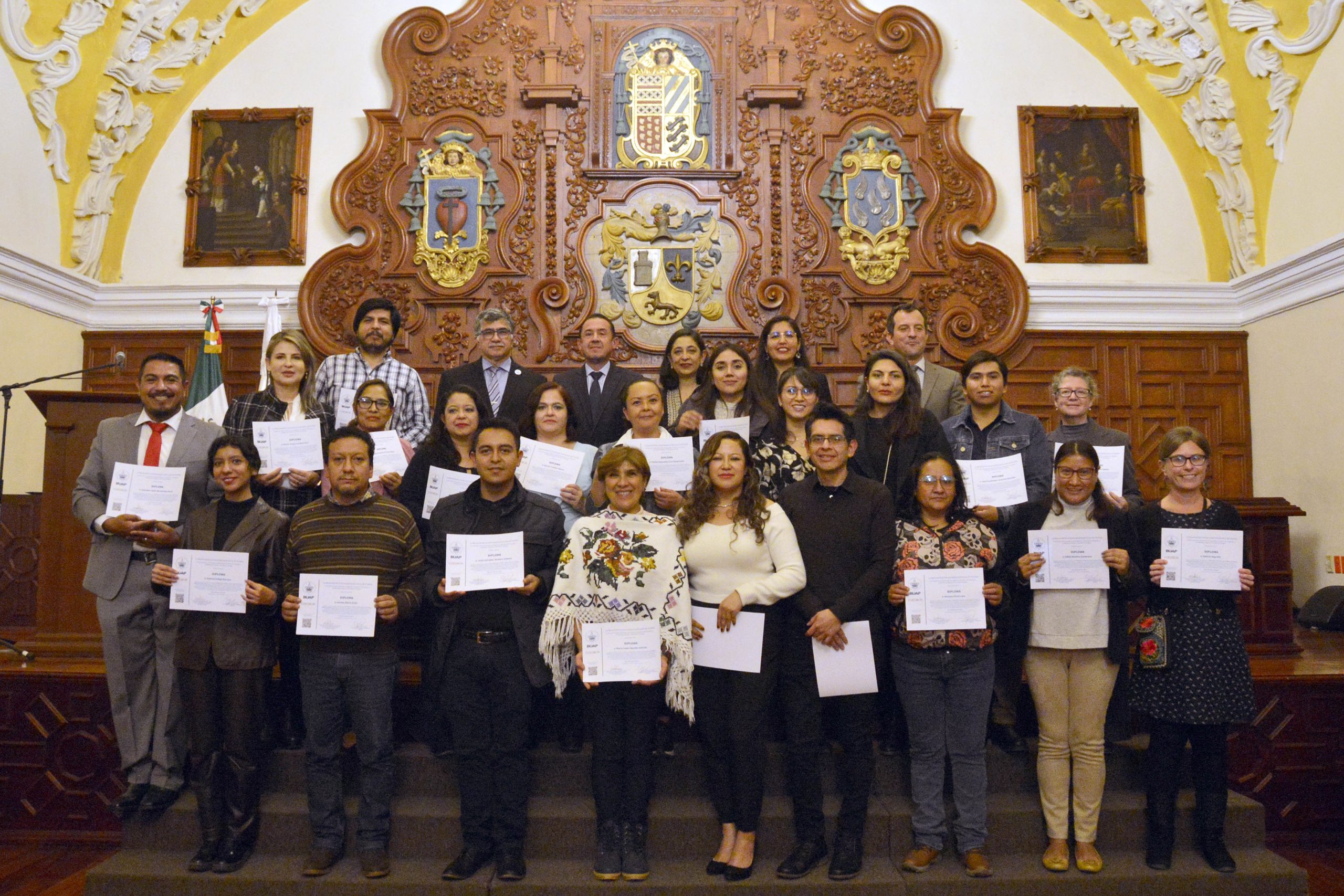 BUAP impulsa la conservación y gestión de archivos y bibliotecas patrimoniales