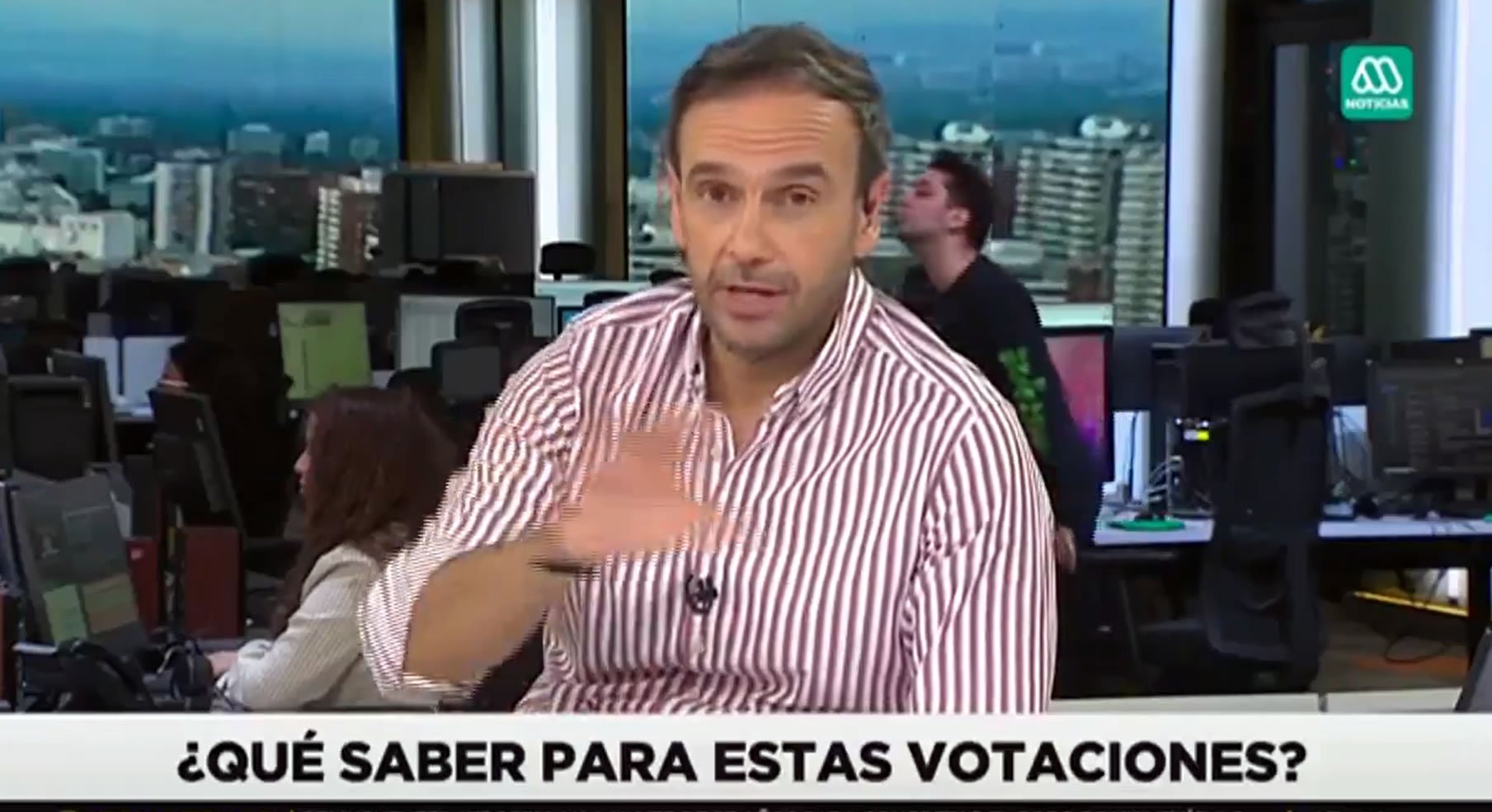 Video: Comediante Fabrizio Copano troleó en vivo y en directo a periodista Rodrigo Sepúlveda