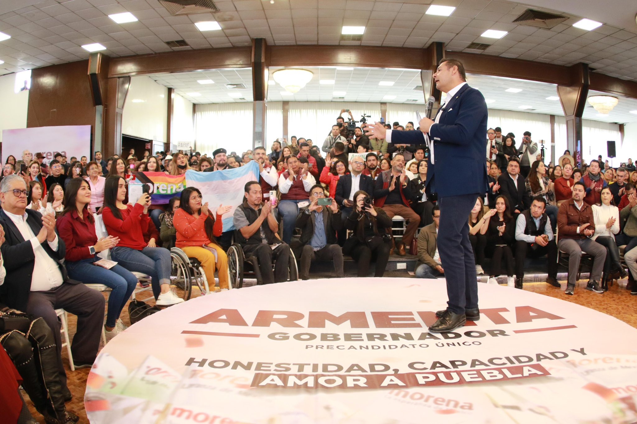 Armenta anuncia equipo para precampaña y campaña electoral