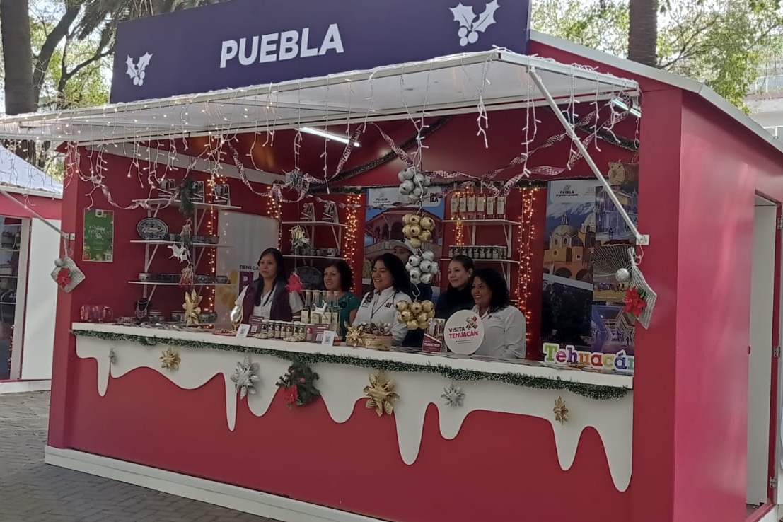 Puebla presente en «Festival Turístico Navideño de CDMX»
