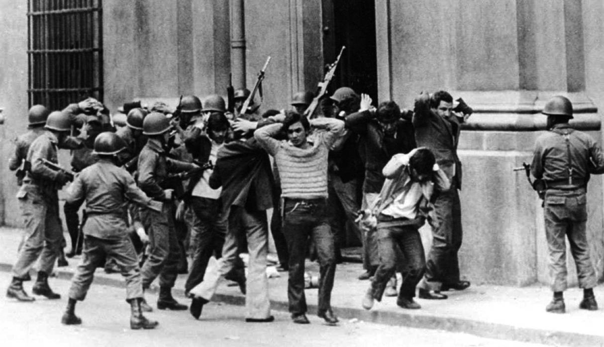 Suprema eleva penas a oficiales (r) del Ejército por secuestro y homicidio de colaboradores del Presidente Allende detenidos en La Moneda en 1973