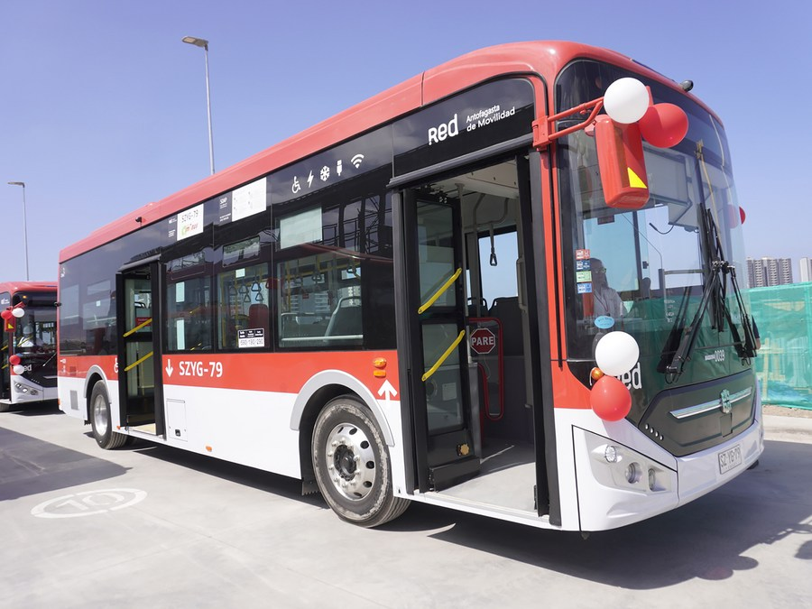 Antofagasta es la primera ciudad fuera de Santiago en contar con flota de buses eléctricos: Recibió 40 vehículos provenientes de China
