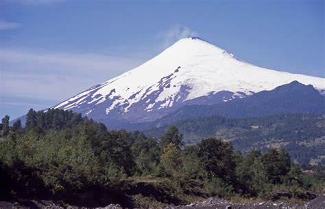 Reportan enjambre sísmico en el volcán Villarrica
