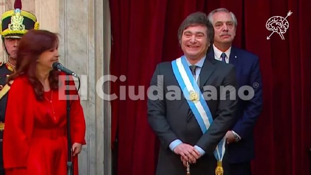 Ultraderechista Javier Milei rinde protesta como presidente de Argentina