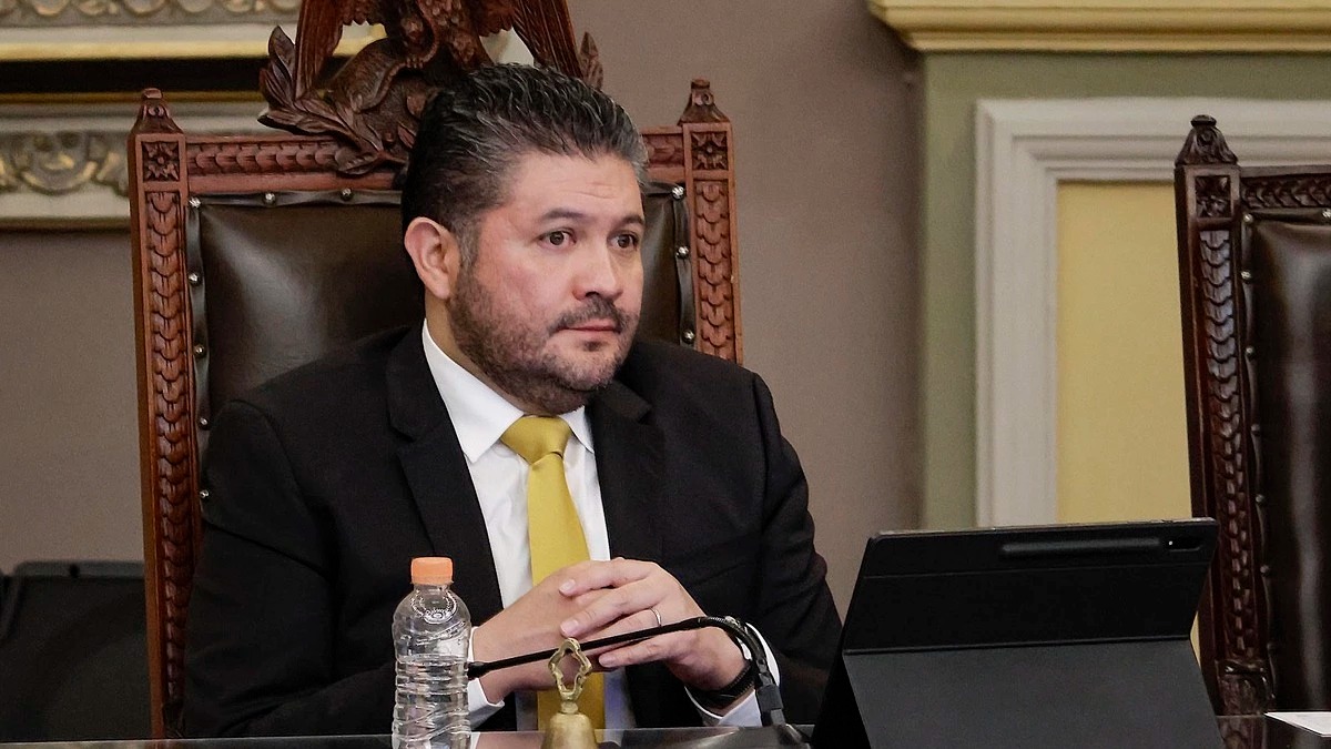 Enrique Rivera señala desgaste del PRI en Chignahuapan tras «huida» al PVEM