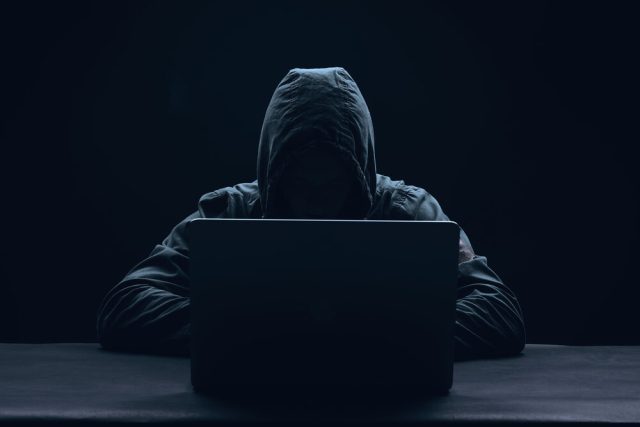 Ciberdelincuentes roban identidad de niños y la usan para estafar