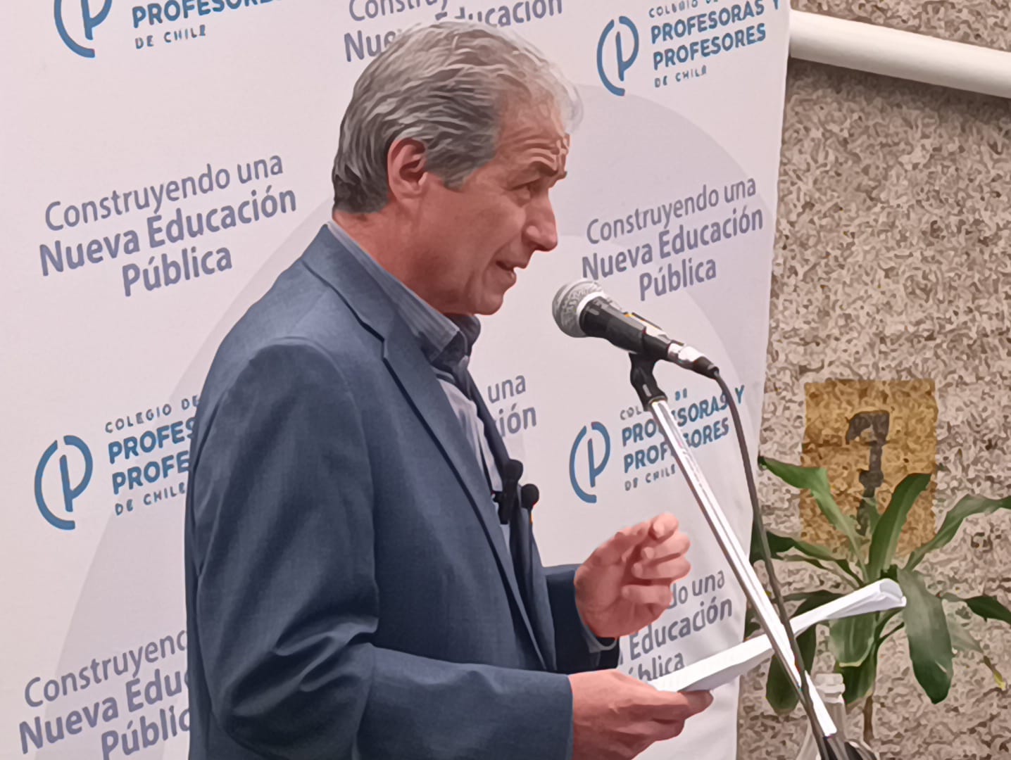 Nuevo presidente del Colegio de Profesores llama al Gobierno a cumplir con la deuda histórica: «Vamos a exigir agendar una reunión a la brevedad para avanzar en este tema»