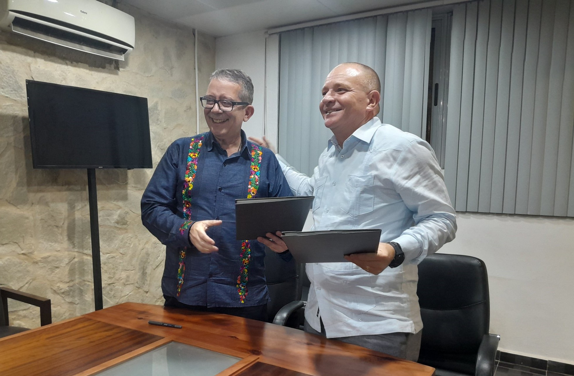 México y Cuba entrelazan esfuerzos en telecomunicaciones