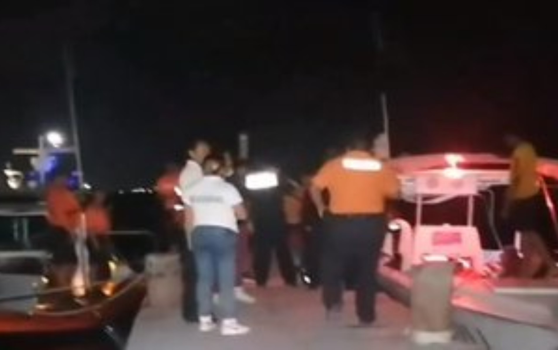 Oleaje hunde embarcación en Isla Mujeres, reportan 4 muertos