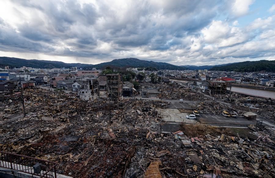 Asciende a 232 muertos por terremoto en Japón