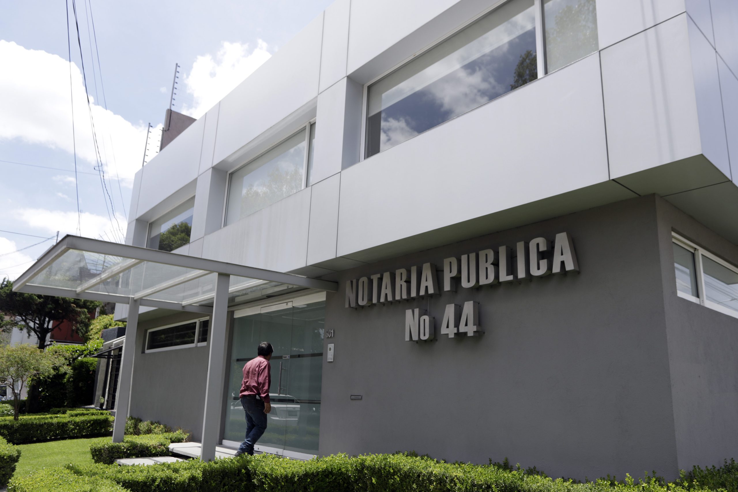 Céspedes va firme con reforma a Ley de Notariado en Puebla