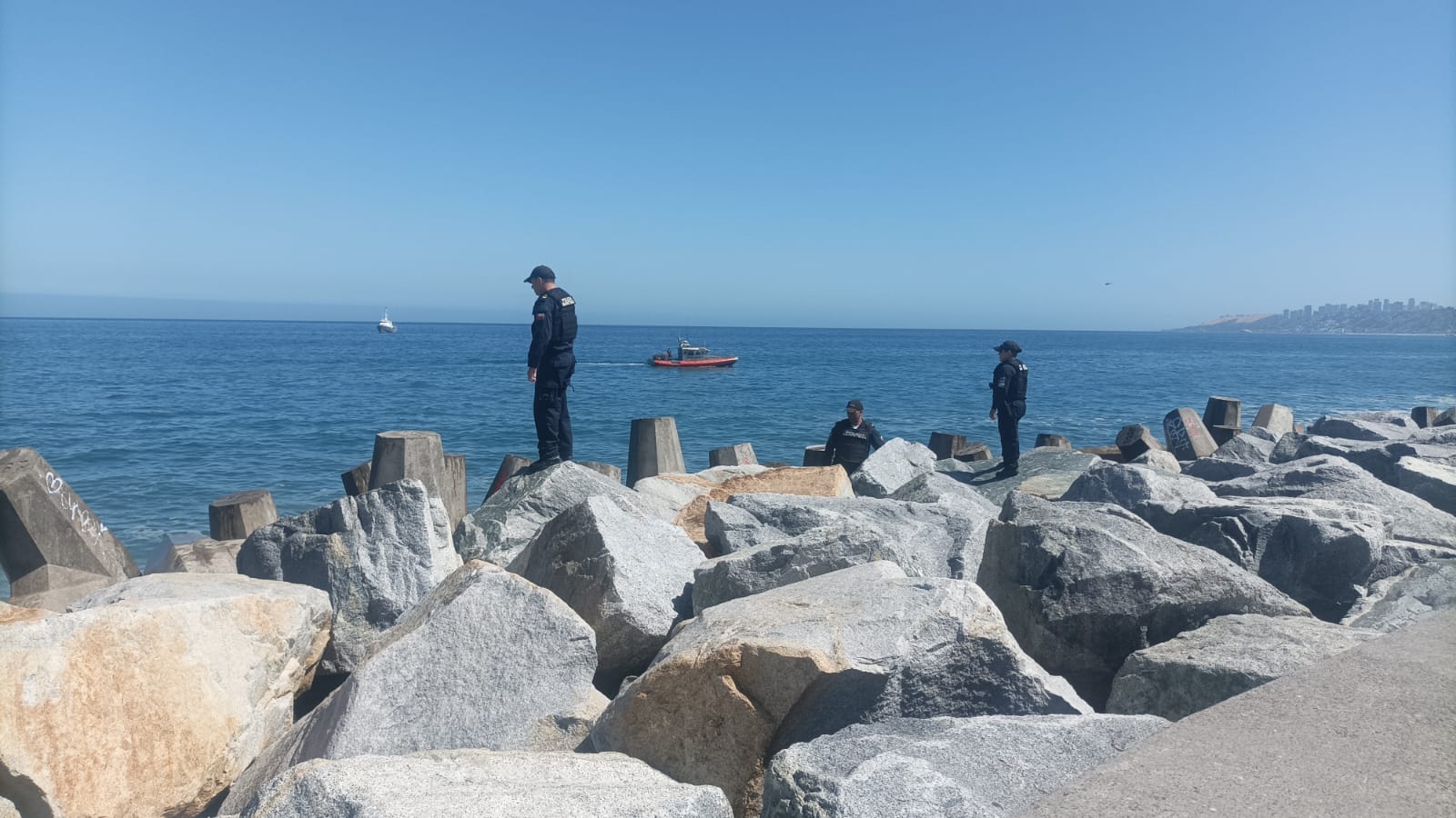 Continúa operativo de búsqueda de joven Anahí Espíndola en Viña del Mar: «No se descarta ninguna hipótesis»