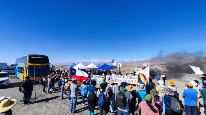 Comunidades del Salar de Atacama mantienen movilización por pre-acuerdo entre Codelco y SQM