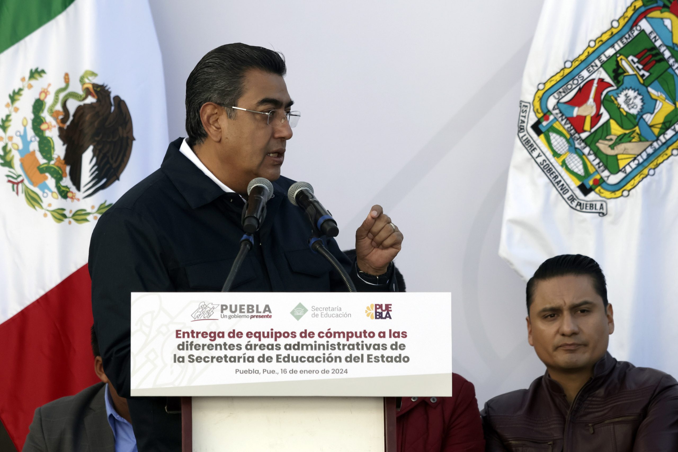 Debe haber una Inclusión total en Morena Puebla, asegura  gobernador