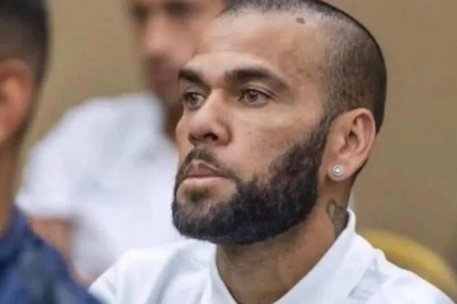 Por agresión sexual, citan a Dani Alves para dictarle sentencia