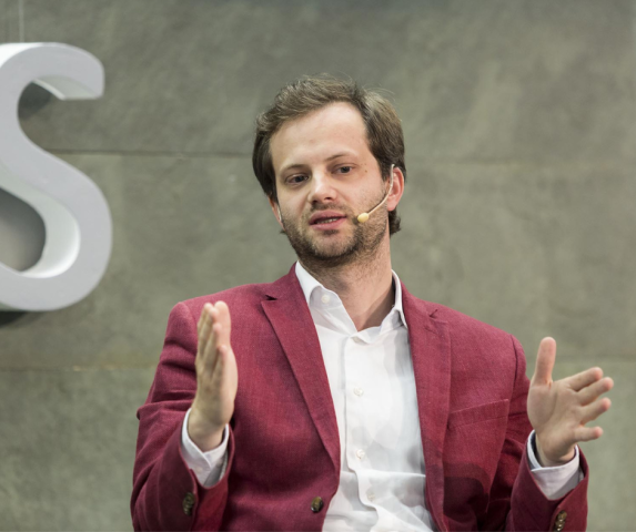 Duró una semana: Axel Kaiser se bajó de la carrera presidencial