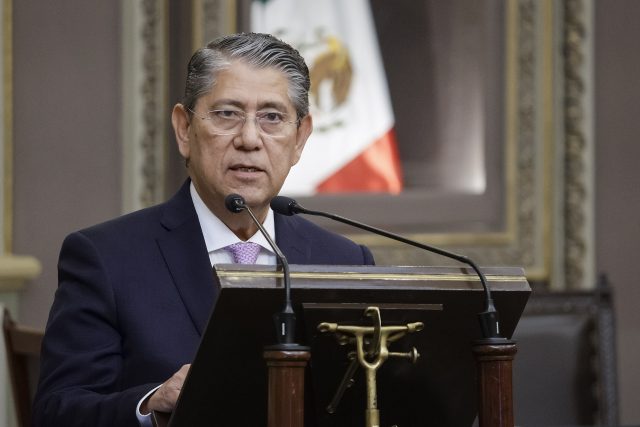 Procesan a 20 funcionarios de la FGE por delitos públicos