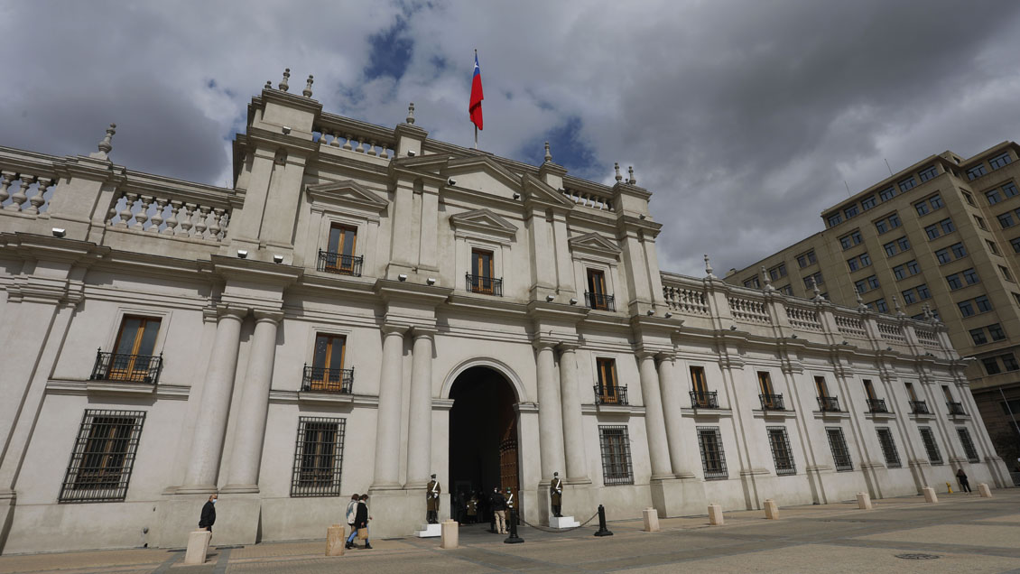 Chile pasa de ser una «democracia plena» a una «democracia defectuosa»: Baja seis puntos en  ranking de The Economist