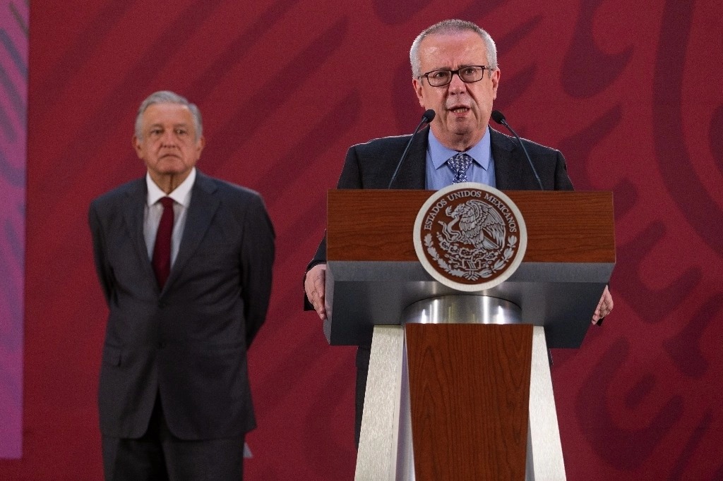 López Obrador lamenta muerte de Urzúa y critica aprovechamiento opositor