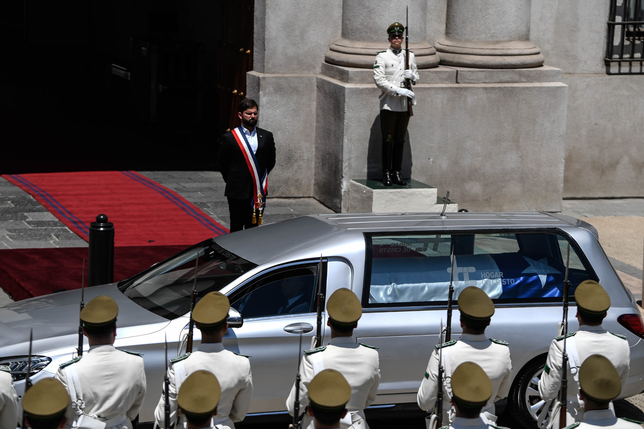 Así transcurrió el funeral de Estado de Piñera en Chile