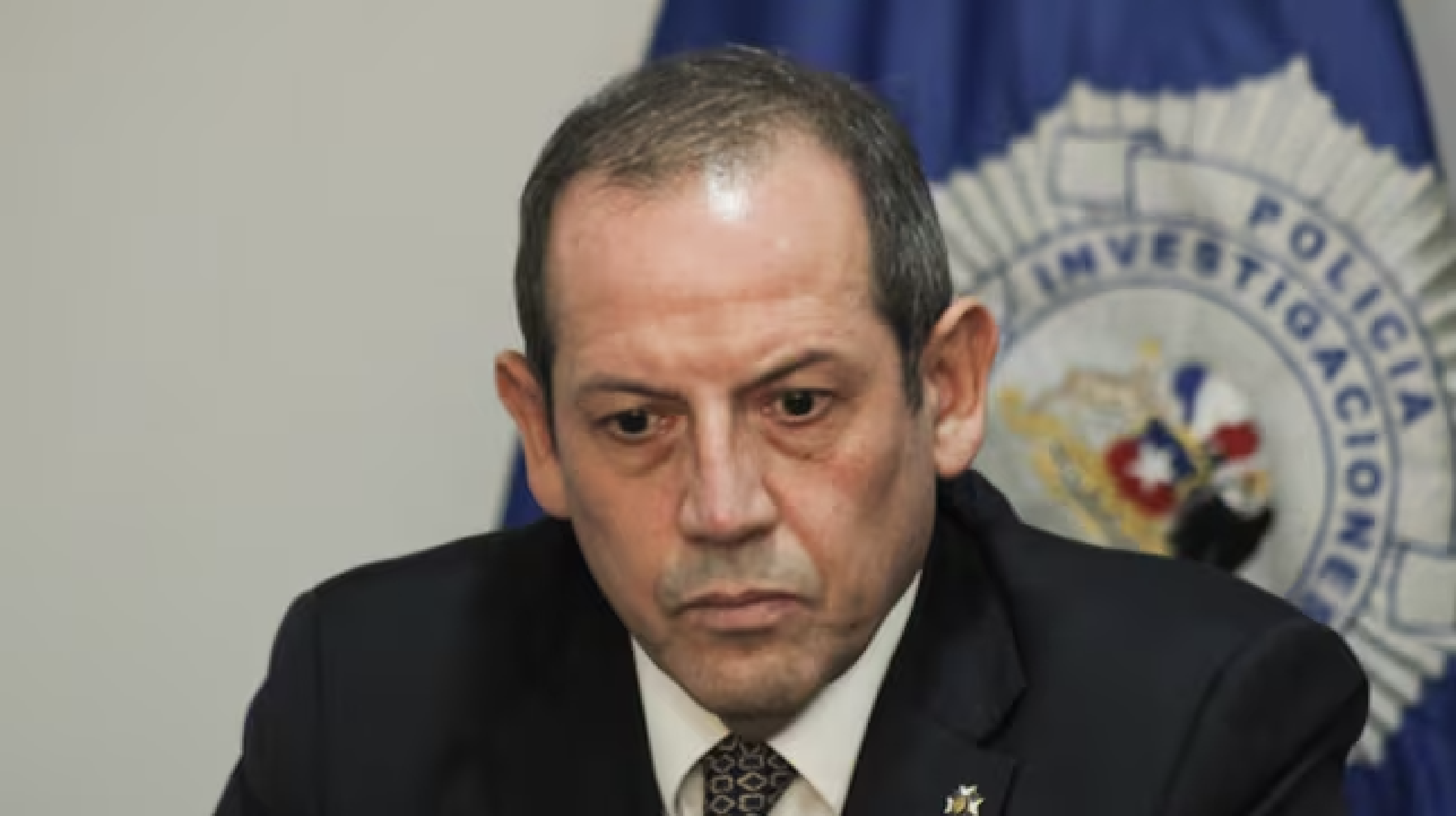 «Resulta indispensable»: Decretan prisión preventiva para Sergio Muñoz, exdirector de la PDI