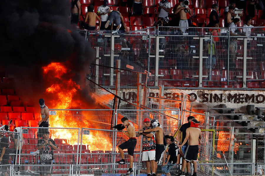 Por incidentes en la Supercopa: Tribunal de Disciplina aplica drástica sanción a hinchas de Colo Colo