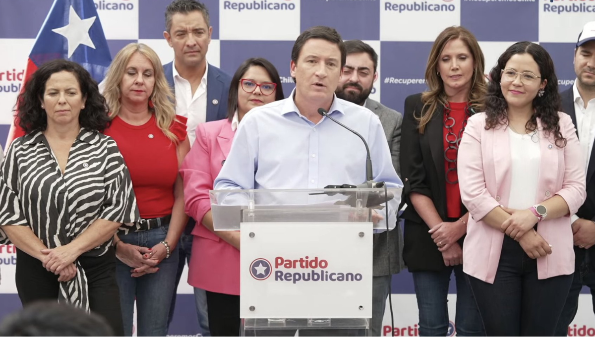 ¿Quiebre en la derecha?: Republicanos presenta sus cartas municipales y omite acuerdo de unidad con Chile Vamos