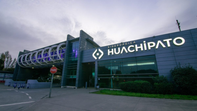 Sindicatos de Siderúrgica Huachipato citan a asamblea conjunta tras cese de operaciones de la compañía