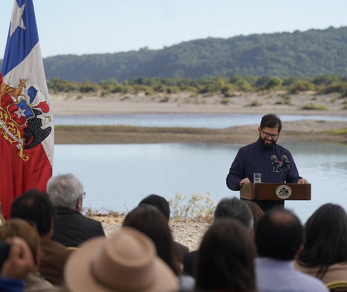 Polémica por Ley Turberas: En Día Mundial del Agua organizaciones chilotas solicitan a presidente Boric veto aditivo a la norma