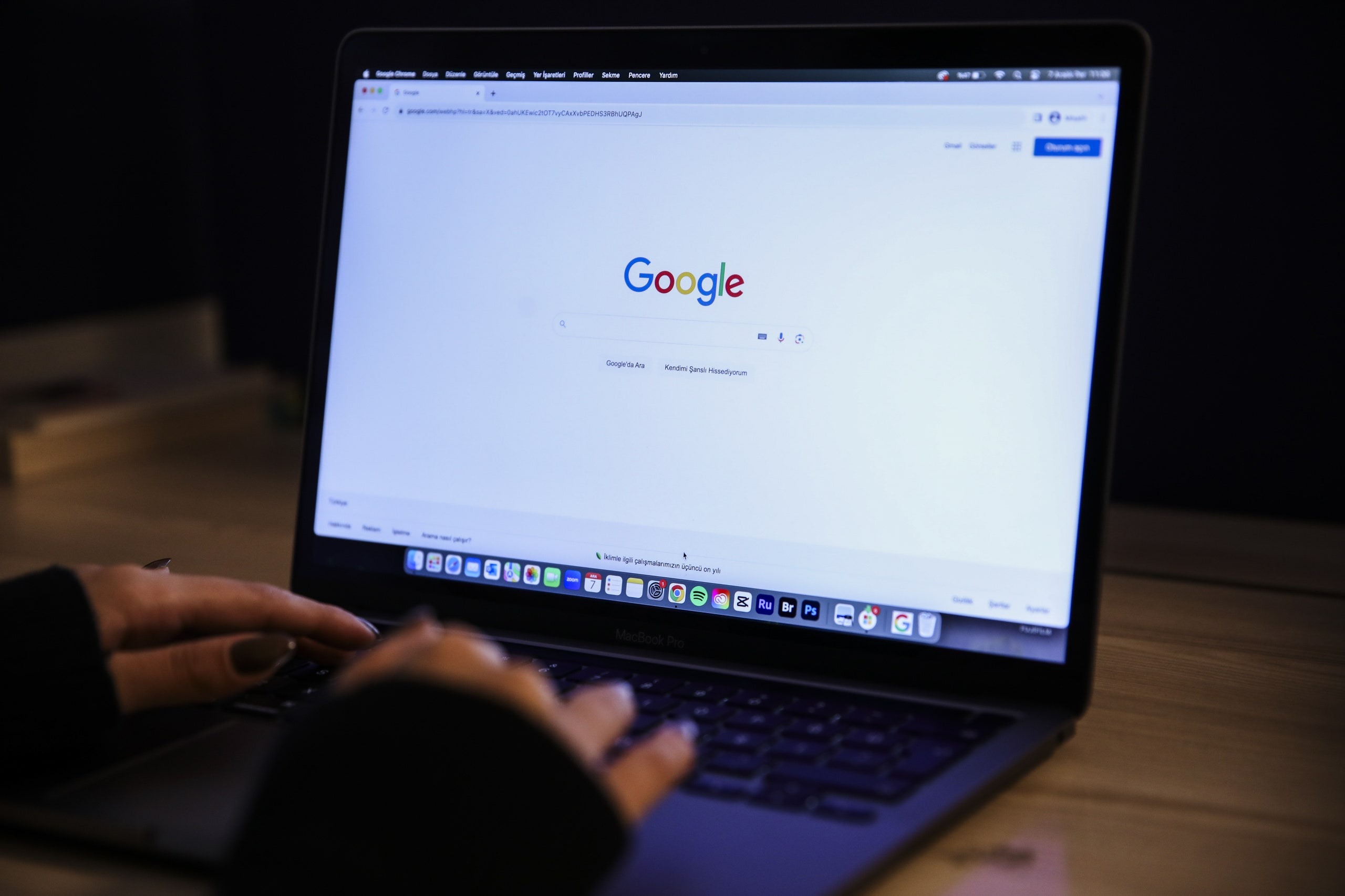 Candidatos presidenciales dominan búsquedas en Google durante campañas