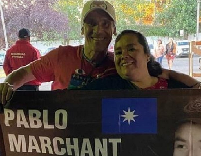 El potente gesto solidario de Manu Chao con madre de joven mapuche ejecutado por carabineros en predio forestal