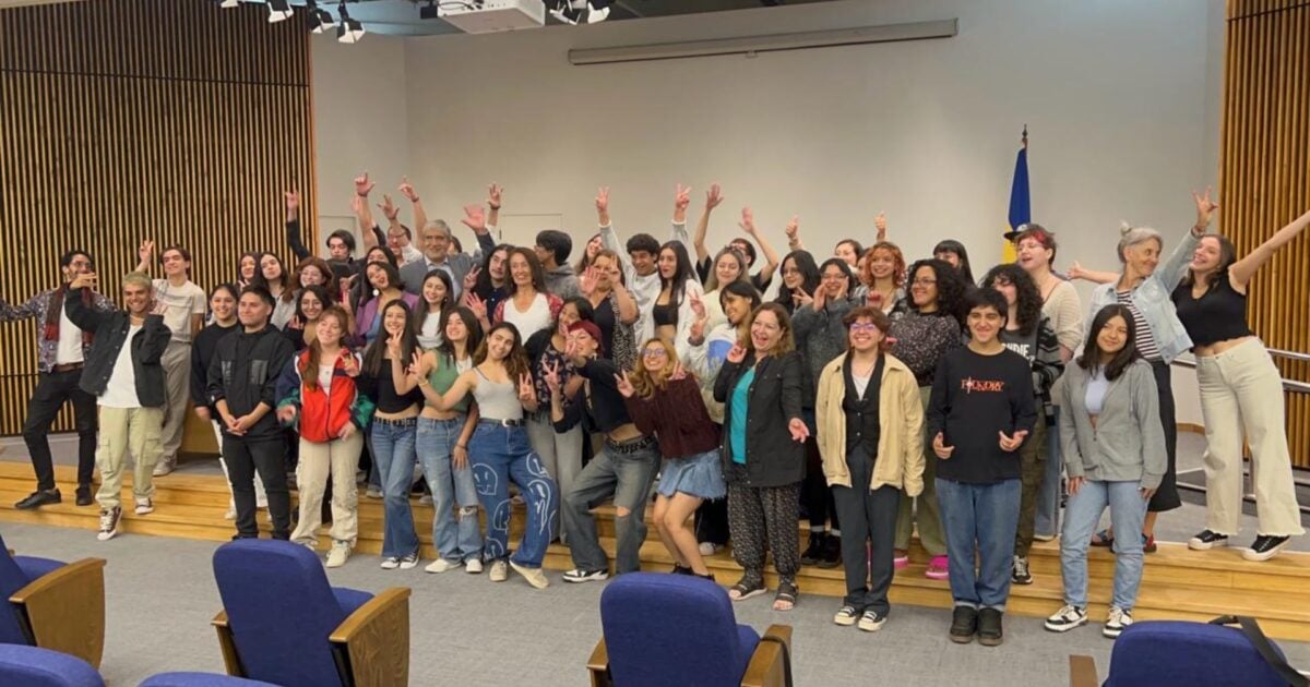 Con 47 estudiantes reabrió la carrera de Teatro de la U. de Concepción: Había sido cerrada por los militares después del Golpe