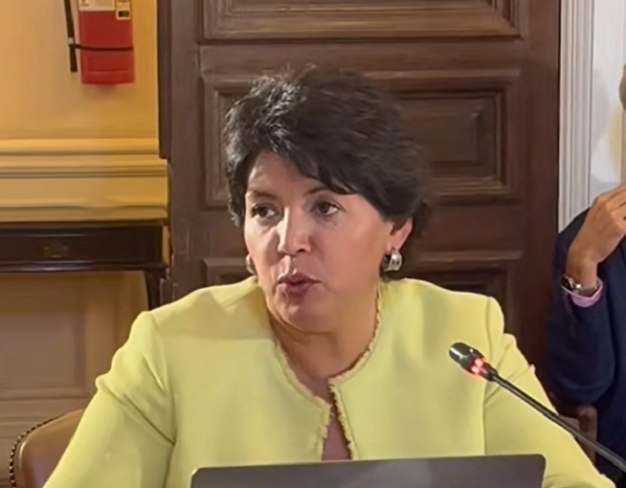 «El tiempo se acabó»: Senadora Yasna Provoste urge soluciones concretas ante crisis educativa en Atacama