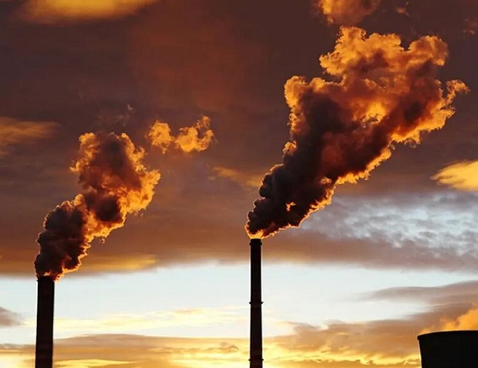 ¿Quiénes son los grandes contaminadores del aire?: Publican lista de 87 plantas industriales sujetas al Impuesto Verde